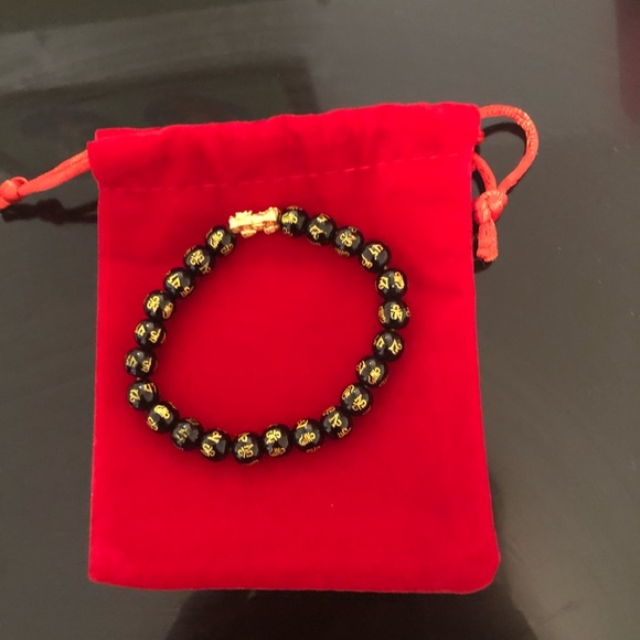 NWOT FENGSHUI PIXIU BLACK OBSIDIAN WEALTH BRACELET - Picture 2 of 4